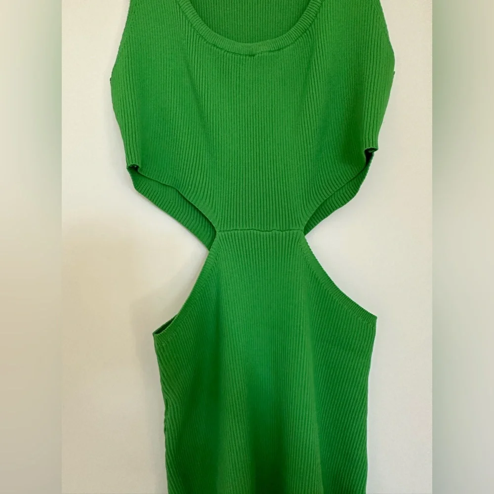 White Fox Green Ribbed Dress - Picture 3 of 6